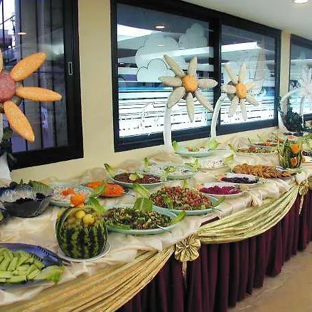Hotel Ozcelik Kusadası